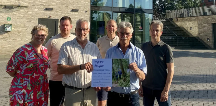 Kennedymars van de Langstraat ontvangt 10.000 euro van Rabobank