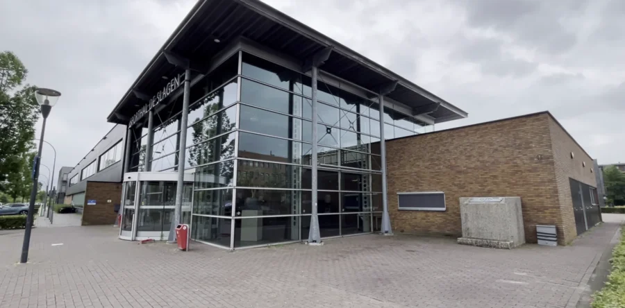 Schade aan Sporthal De Slagen blijkt complexer dan gedacht (Video)